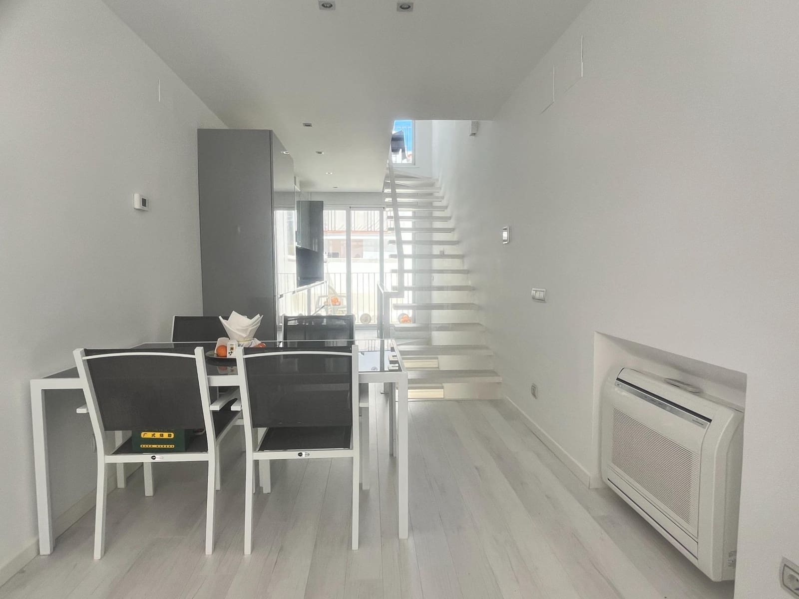 2 soveværelse Byhus til salg i Sitges - € 1.100.000 (Ref: 9147854)