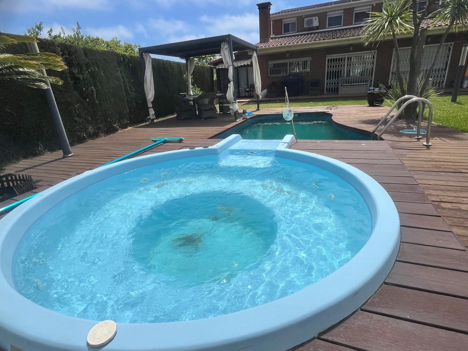 4 soveværelse Villa til salg i Calafell med swimmingpool garage - € 495.000 (Ref: 9147858)