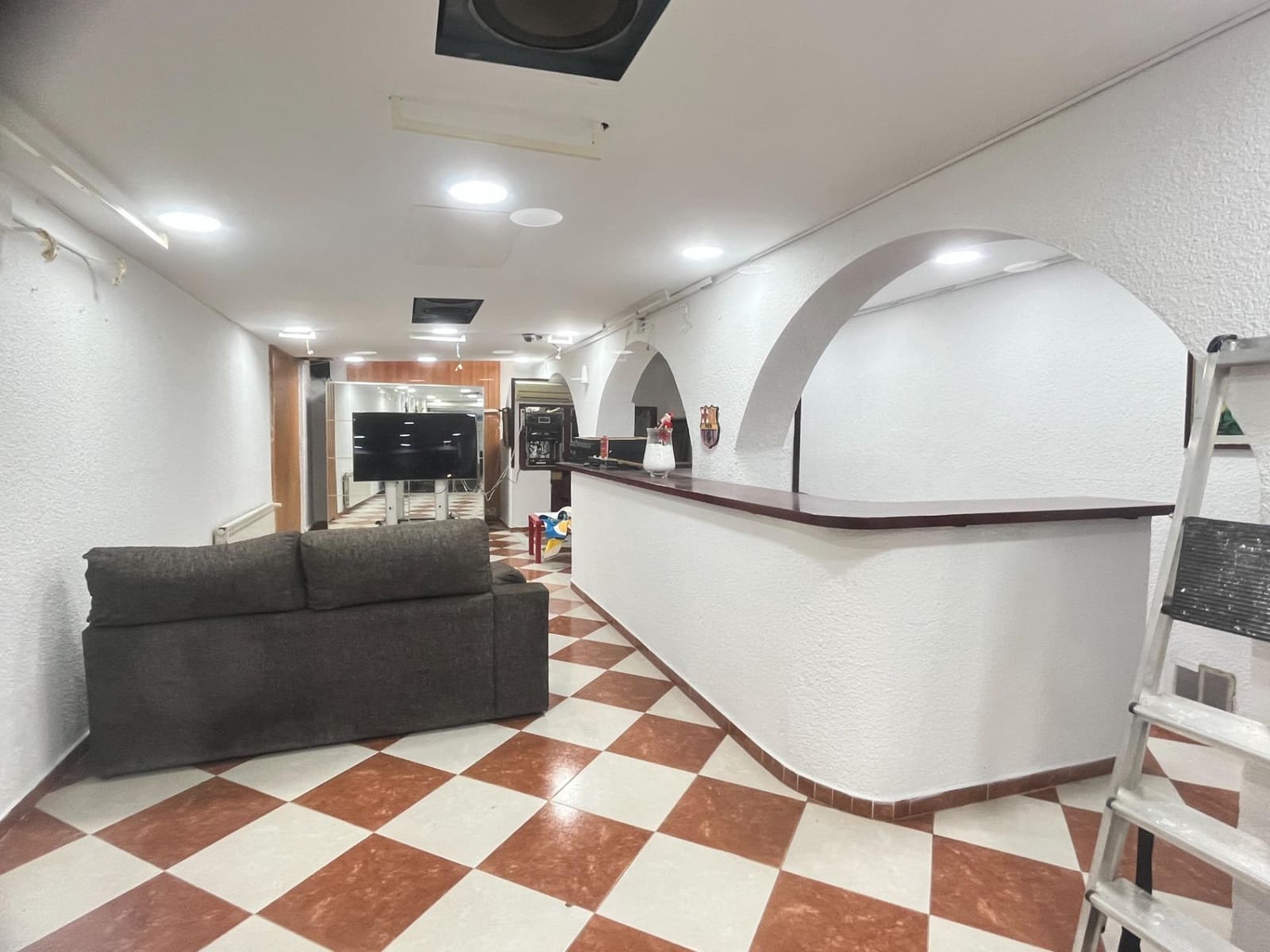 4 soveværelse Villa til salg i Calafell med swimmingpool garage - € 495.000 (Ref: 9147858)