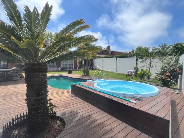 4 soverom Villa til salgs i Calafell med svømmebasseng garasje - € 495 000 (Ref: 9147858)