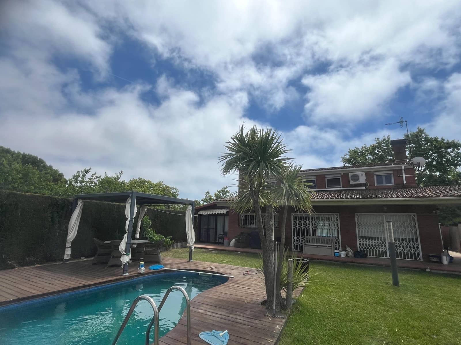 4 soveværelse Villa til salg i Calafell med swimmingpool garage - € 495.000 (Ref: 9147858)