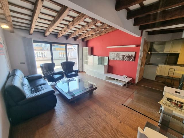 3 makuuhuone Kattohuoneisto vuokrattavana paikassa Tarragona kaupunki - 1 500 € (Ref: 9147863)