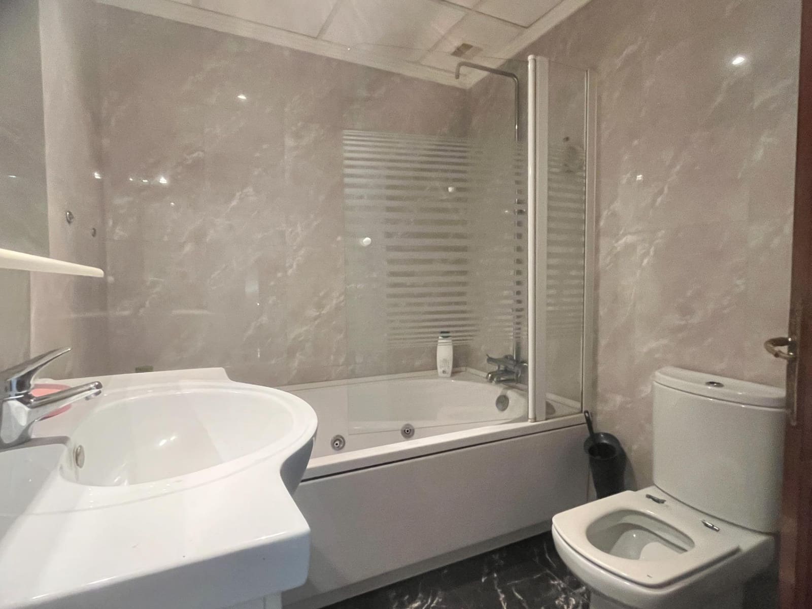 5 soveværelse Rækkehus til salg i El Vendrell med garage - € 219.000 (Ref: 9147864)