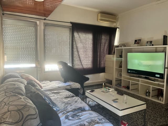 5 makuuhuone Rivitalo myytävänä paikassa El Vendrell mukana 
autotalli - 219 000 € (Ref: 9147864)