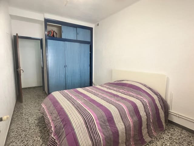 5 makuuhuone Rivitalo myytävänä paikassa El Vendrell mukana 
autotalli - 219 000 € (Ref: 9147864)