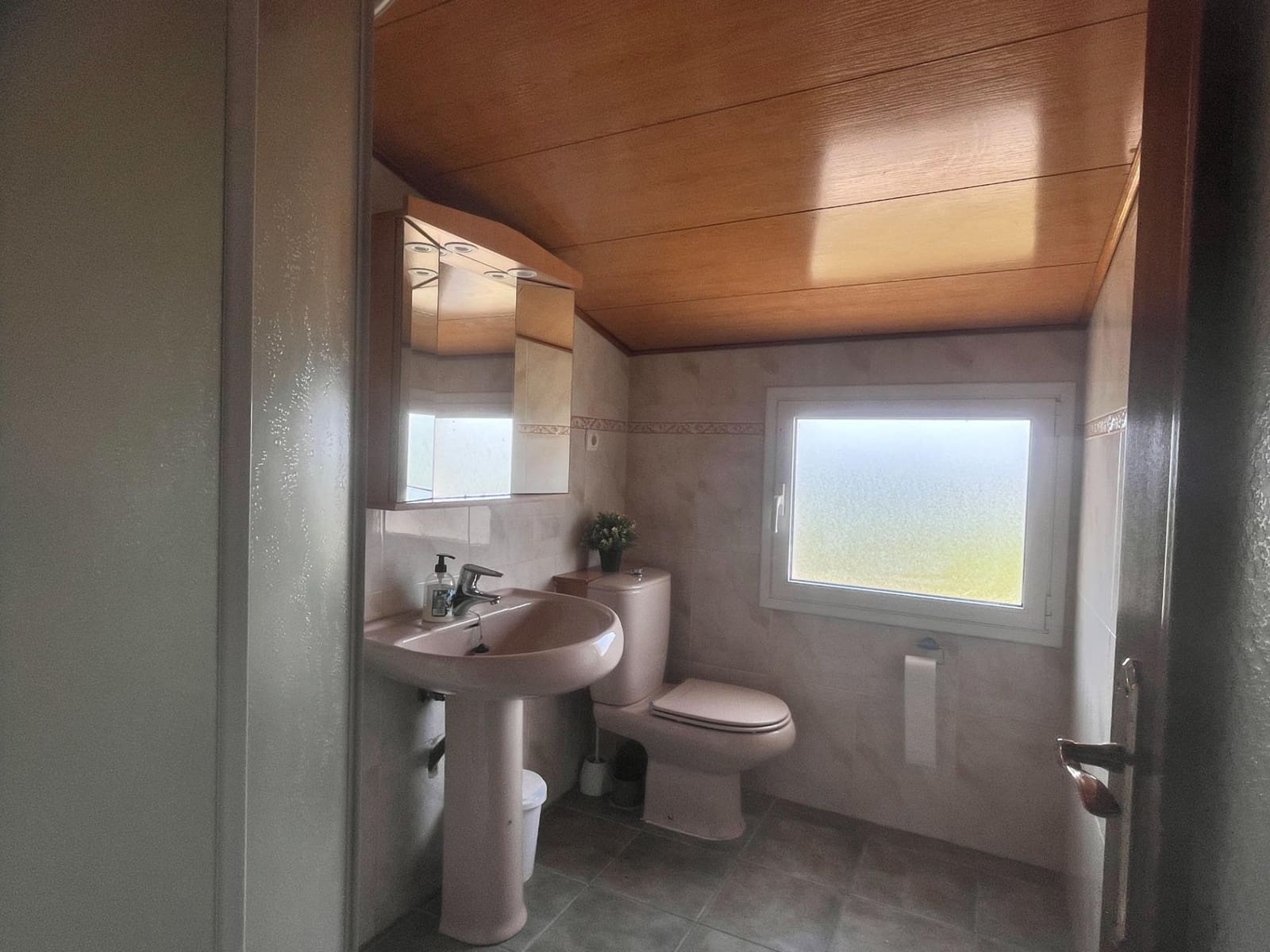 4 soverom Villa til salgs i Banyeres del Penedes med svømmebasseng garasje - € 520 000 (Ref: 9147865)