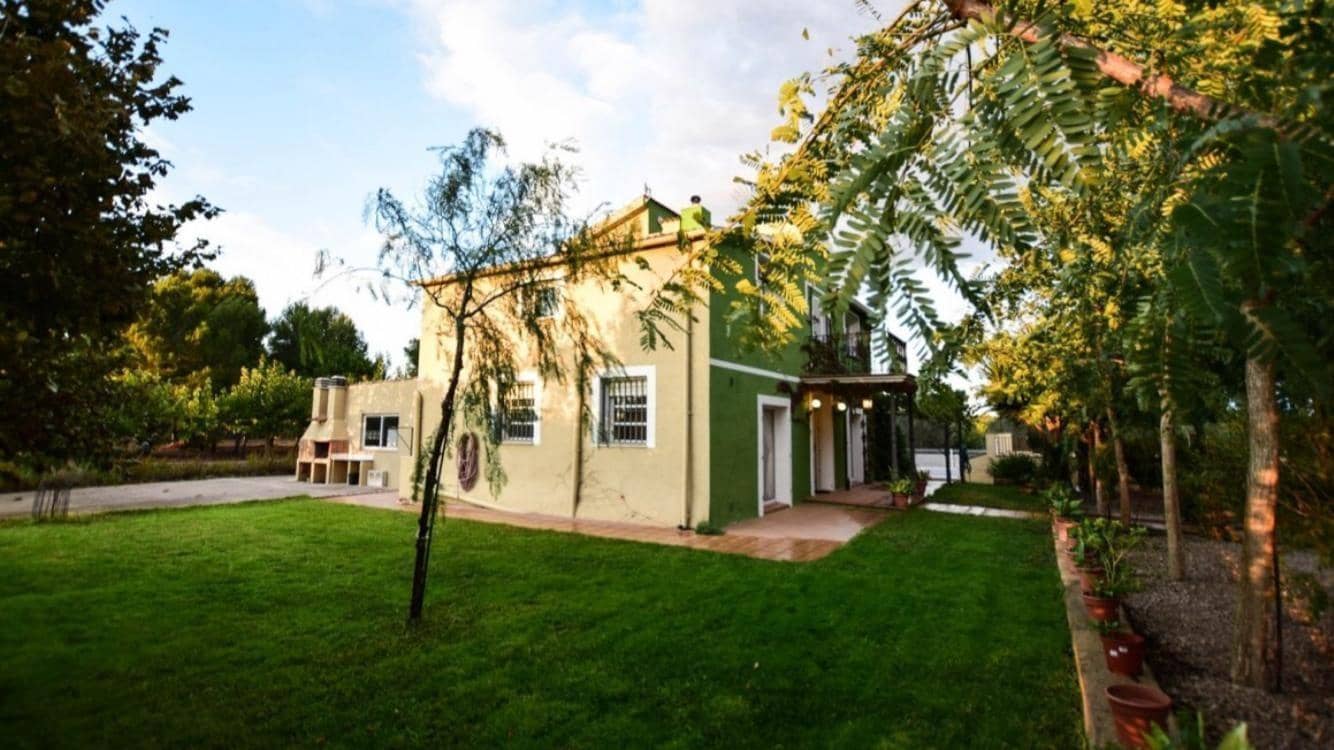 4 soverom Villa til salgs i Banyeres del Penedes med svømmebasseng garasje - € 520 000 (Ref: 9147865)