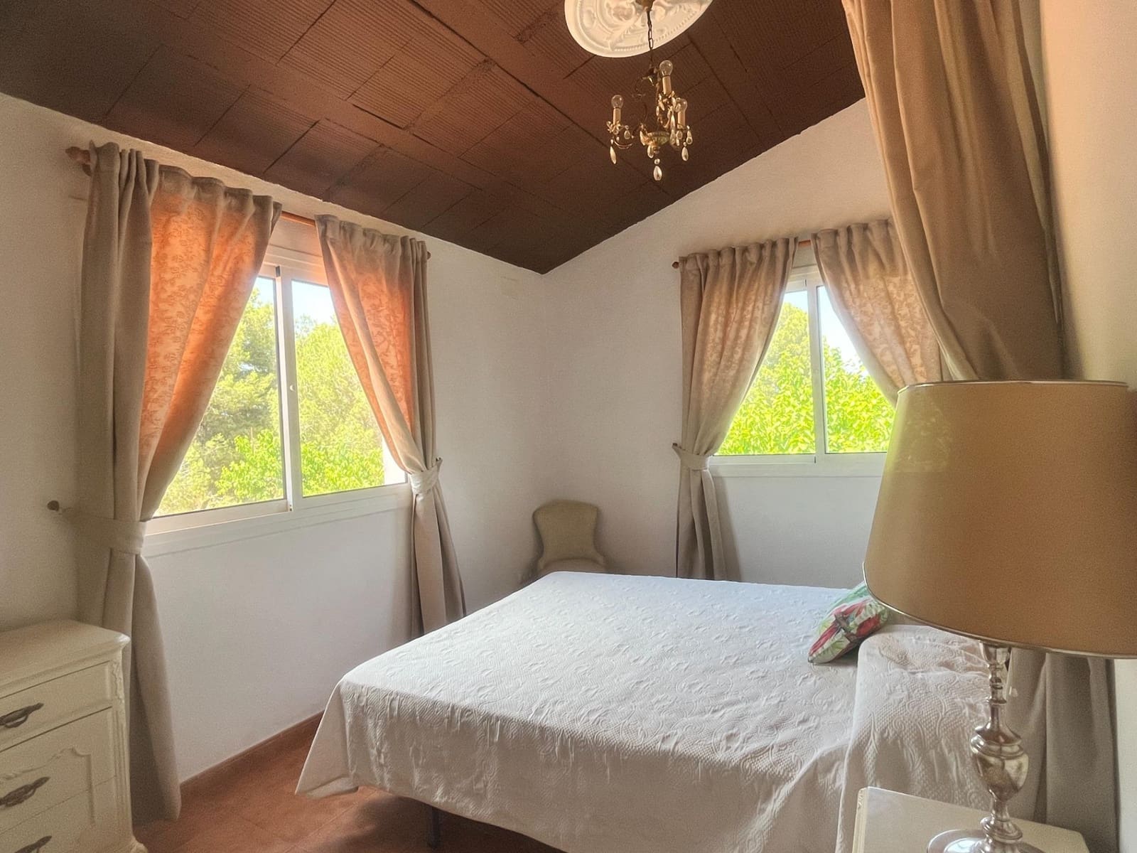 4 soverom Villa til salgs i Banyeres del Penedes med svømmebasseng garasje - € 520 000 (Ref: 9147865)