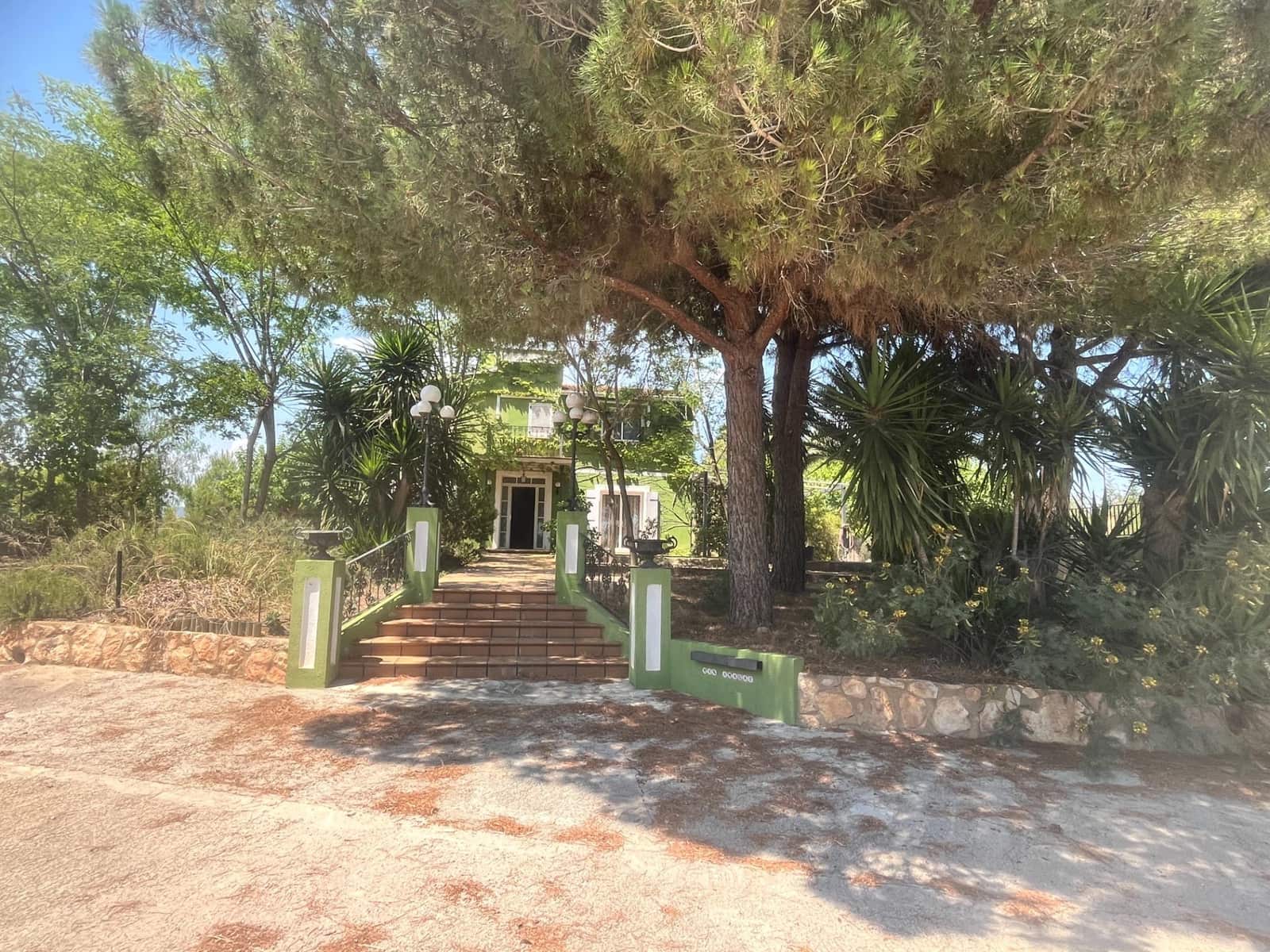 4 soverom Villa til salgs i Banyeres del Penedes med svømmebasseng garasje - € 520 000 (Ref: 9147865)