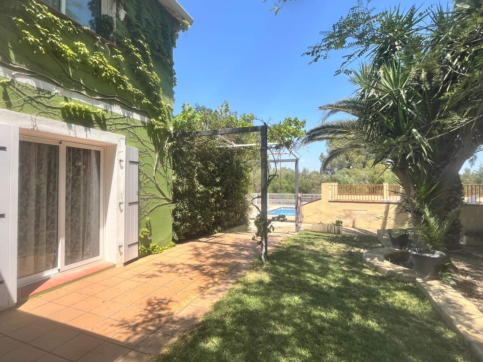 4 soverom Villa til salgs i Banyeres del Penedes med svømmebasseng garasje - € 520 000 (Ref: 9147865)