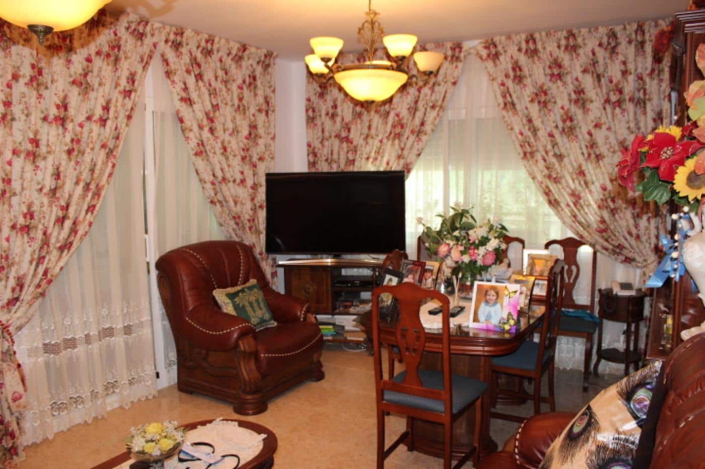 7 bedroom Villa for sale in La Pobla de Montornes with pool garage - € 293,000 (Ref: 9147880)