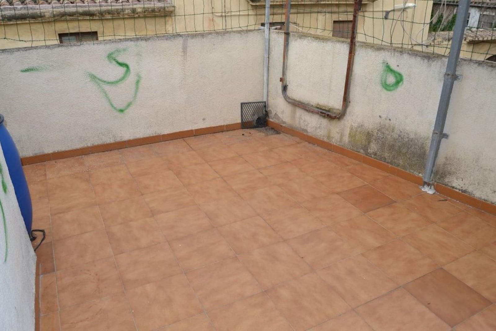 10 soveværelse Rækkehus til salg i Torredembarra med garage - € 189.900 (Ref: 9147881)