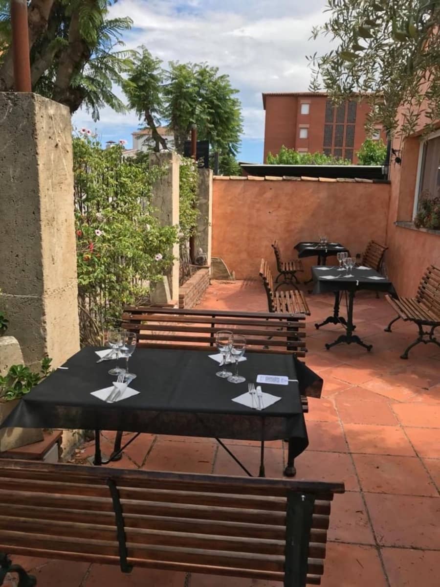 Commercial for sale in Roda de Bara with garage - € 1,500,000 (Ref: 9147882)