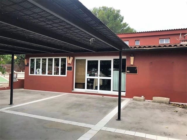 Commercial for sale in Roda de Barà with garage - € 1,500,000 (Ref: 9147882)
