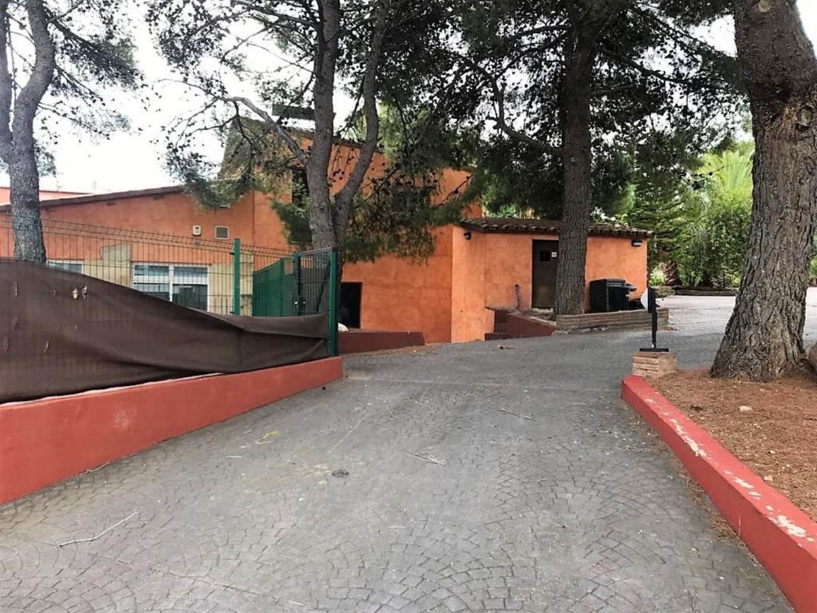 Commercial for sale in Roda de Bara with garage - € 1,500,000 (Ref: 9147882)