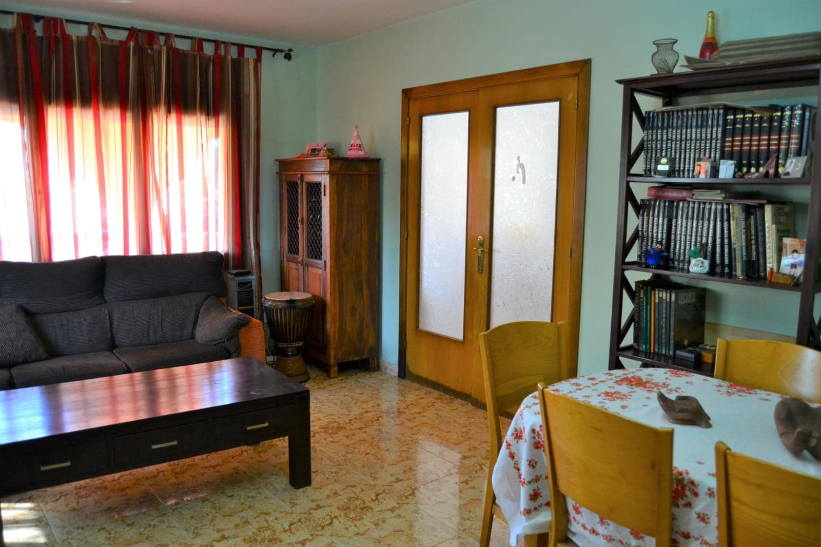 4 soverom Villa til salgs i Llorenc del Penedes med garasje - € 299 990 (Ref: 9147884)