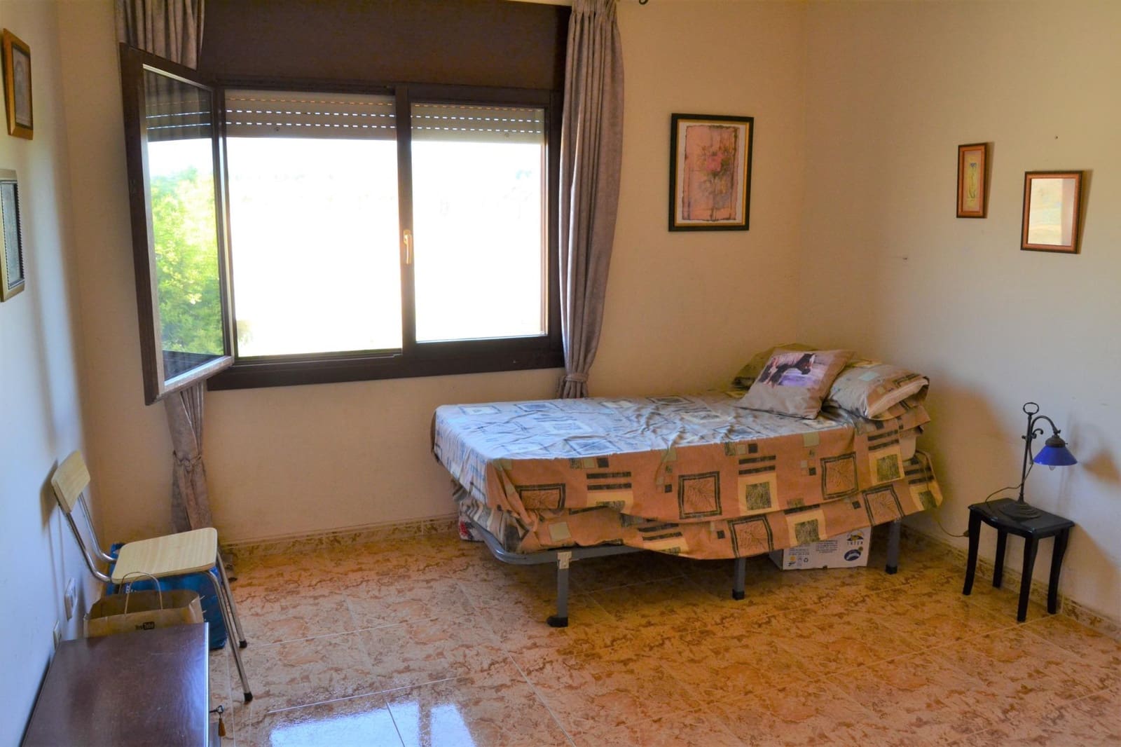 4 soverom Villa til salgs i Llorenc del Penedes med garasje - € 299 990 (Ref: 9147884)