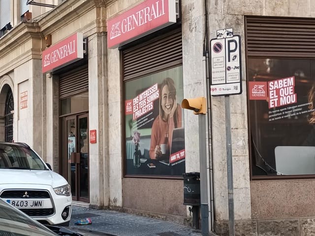 Commercial for rent in Tarragona city - € 4,000 (Ref: 9147896)
