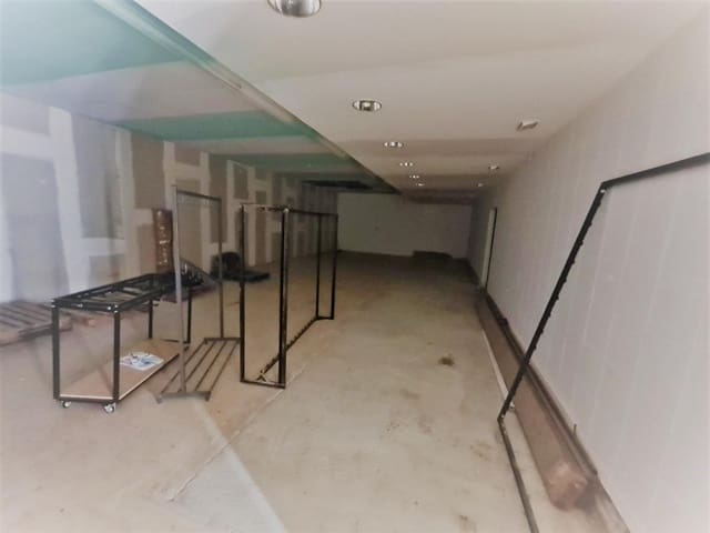 Gewerbe zu vermieten in Torredembarra - 3.000 € (Ref: 9147909)