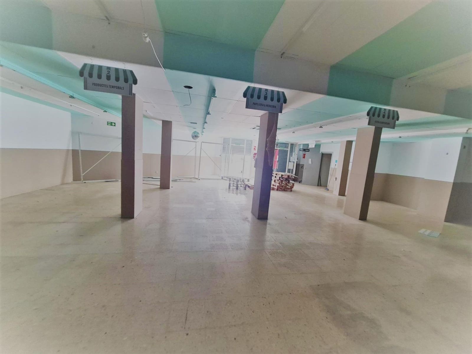 Commercial for rent in Torredembarra - € 3,000 (Ref: 9147909)