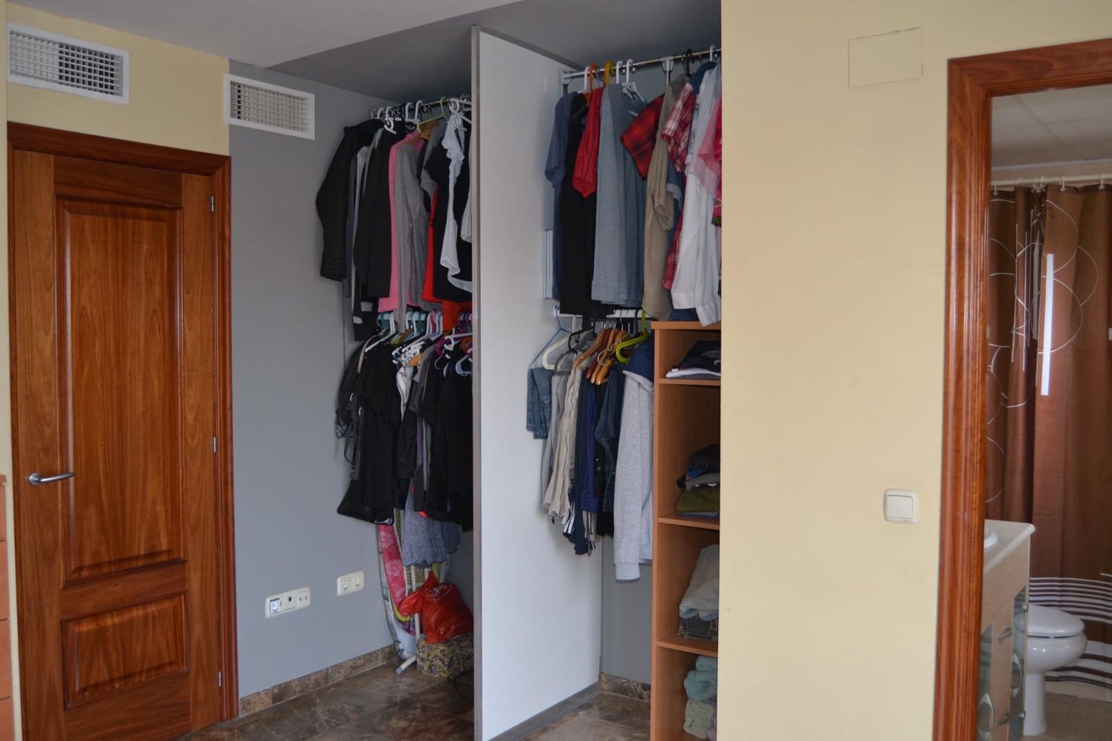 3 soverom Rekkehus til salgs i Cambrils med svømmebasseng garasje - € 415 000 (Ref: 9147910)