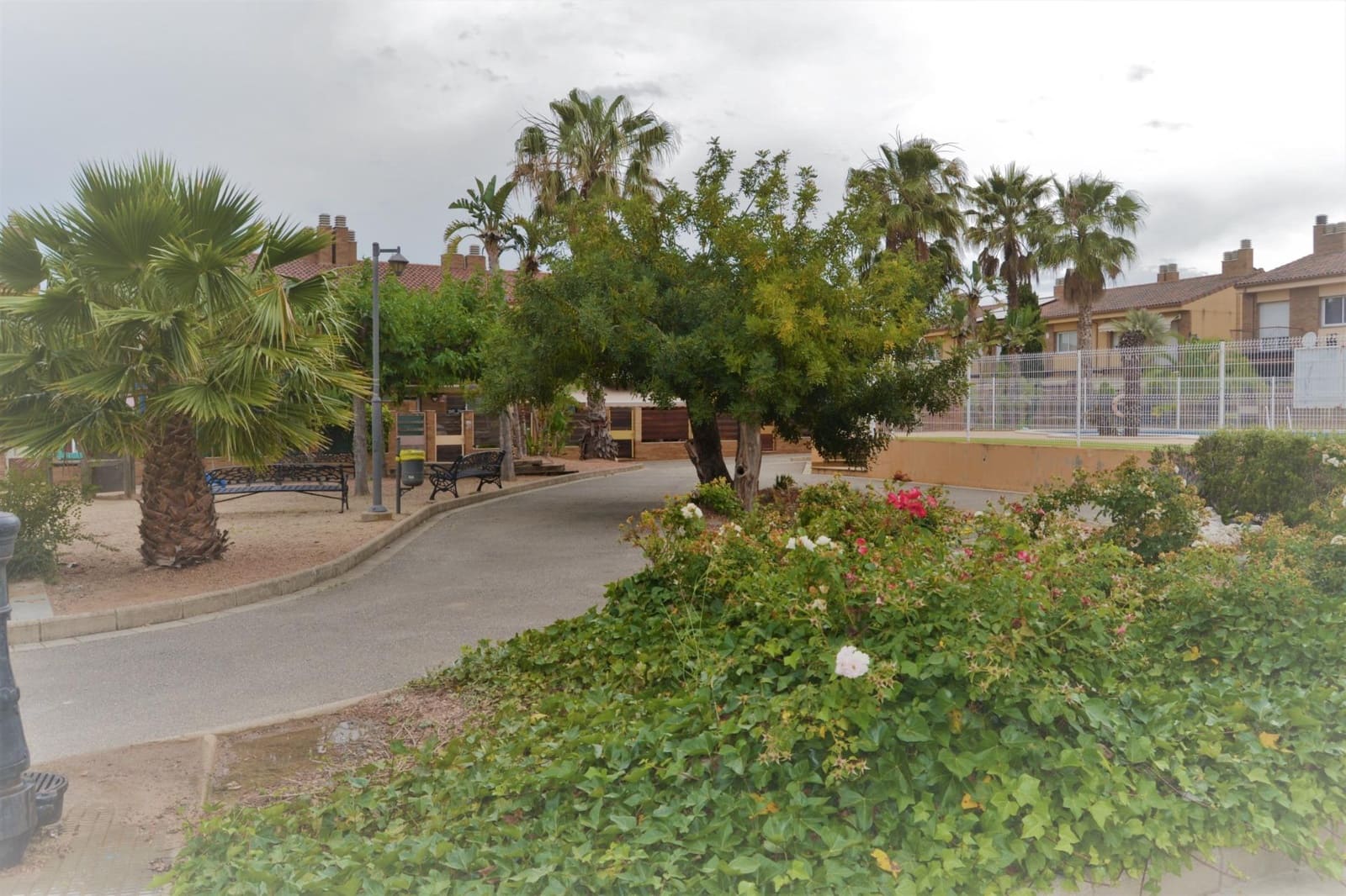 3 soverom Rekkehus til salgs i Cambrils med svømmebasseng garasje - € 415 000 (Ref: 9147910)