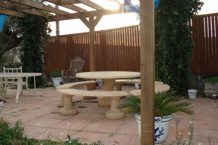 5 soveværelse Villa til salg i Santa Oliva med swimmingpool garage - € 675.000 (Ref: 9151876)