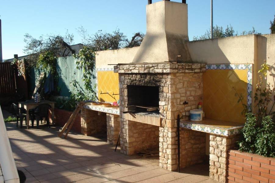 5 soveværelse Villa til salg i Santa Oliva med swimmingpool garage - € 675.000 (Ref: 9151876)