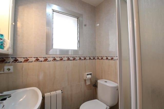 4 slaapkamer Rijtjeshuis te koop in Cunit - € 260.000 (Ref: 9151904)