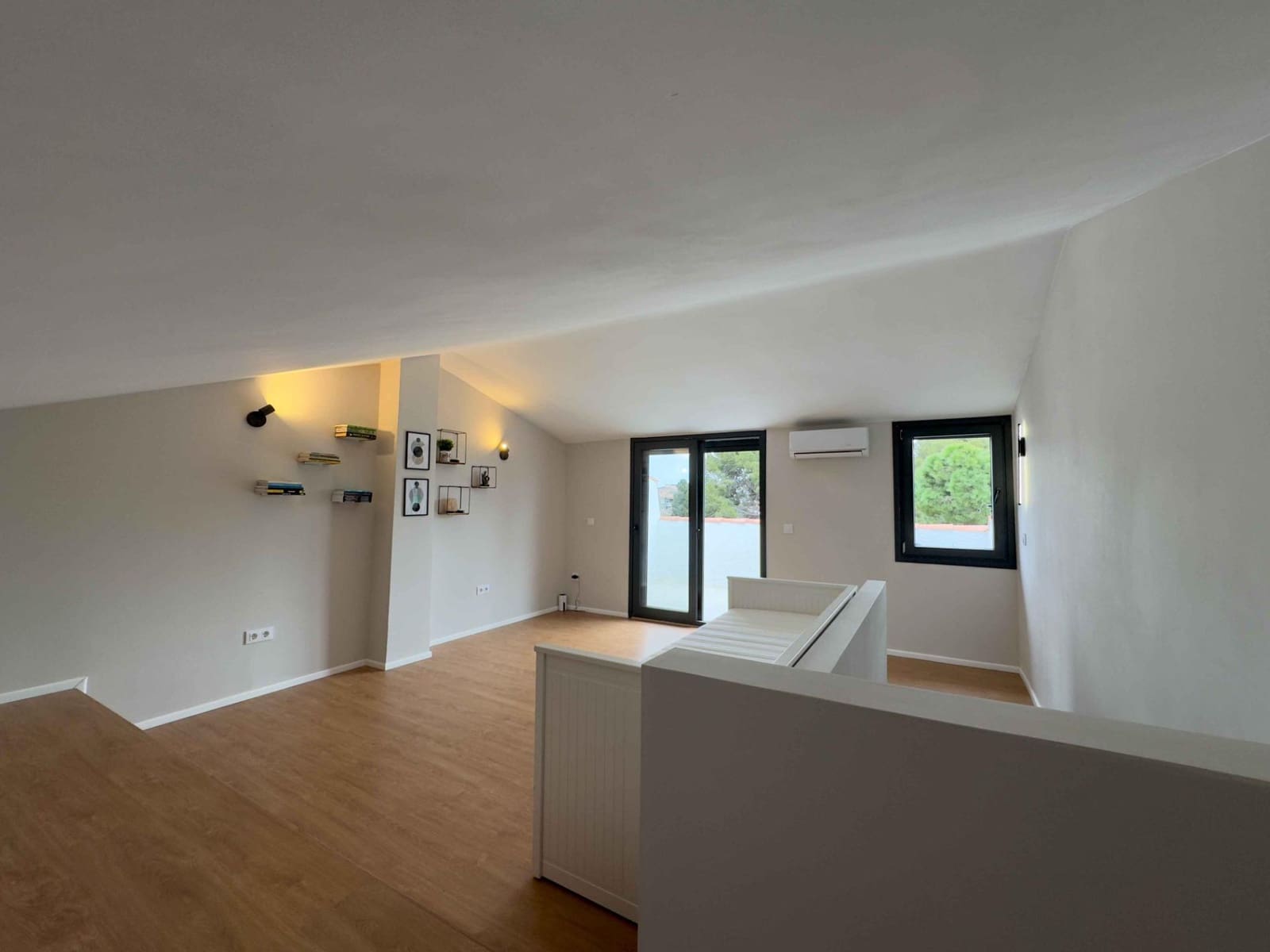 5 soverom Rekkehus til salgs i Cunit - € 442 500 (Ref: 9151905)