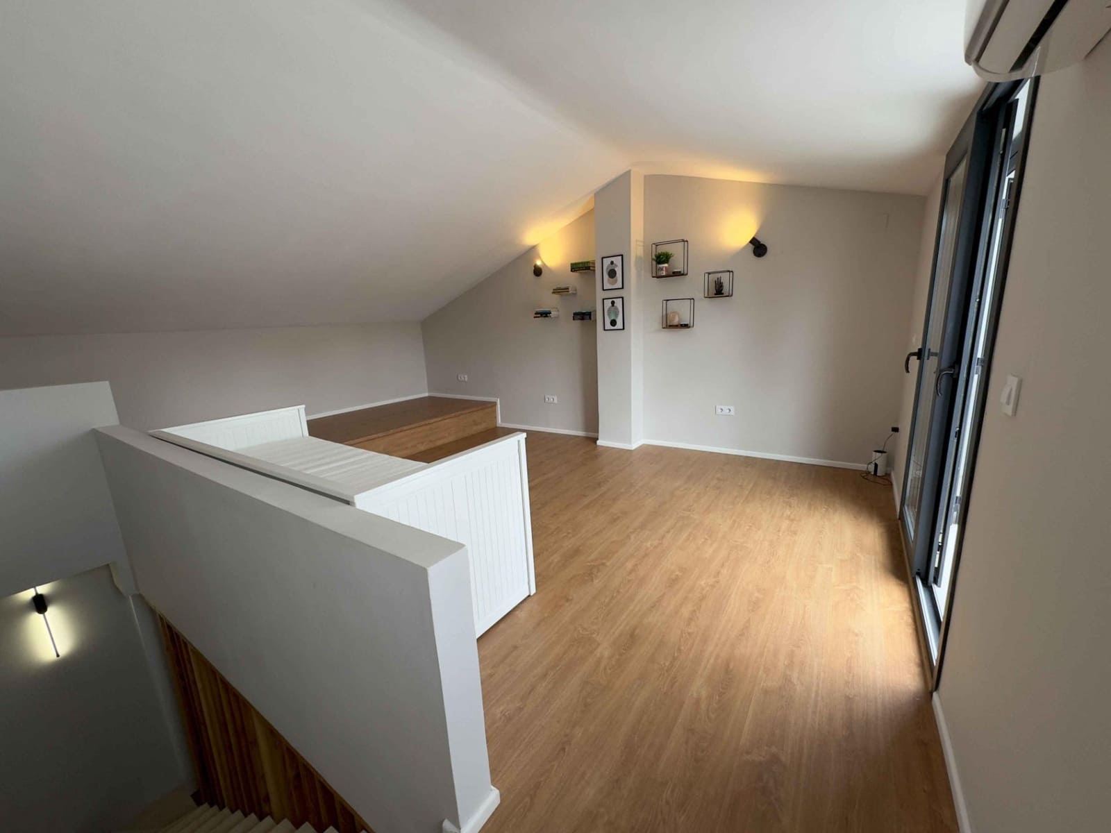 5 soverom Rekkehus til salgs i Cunit - € 442 500 (Ref: 9151905)