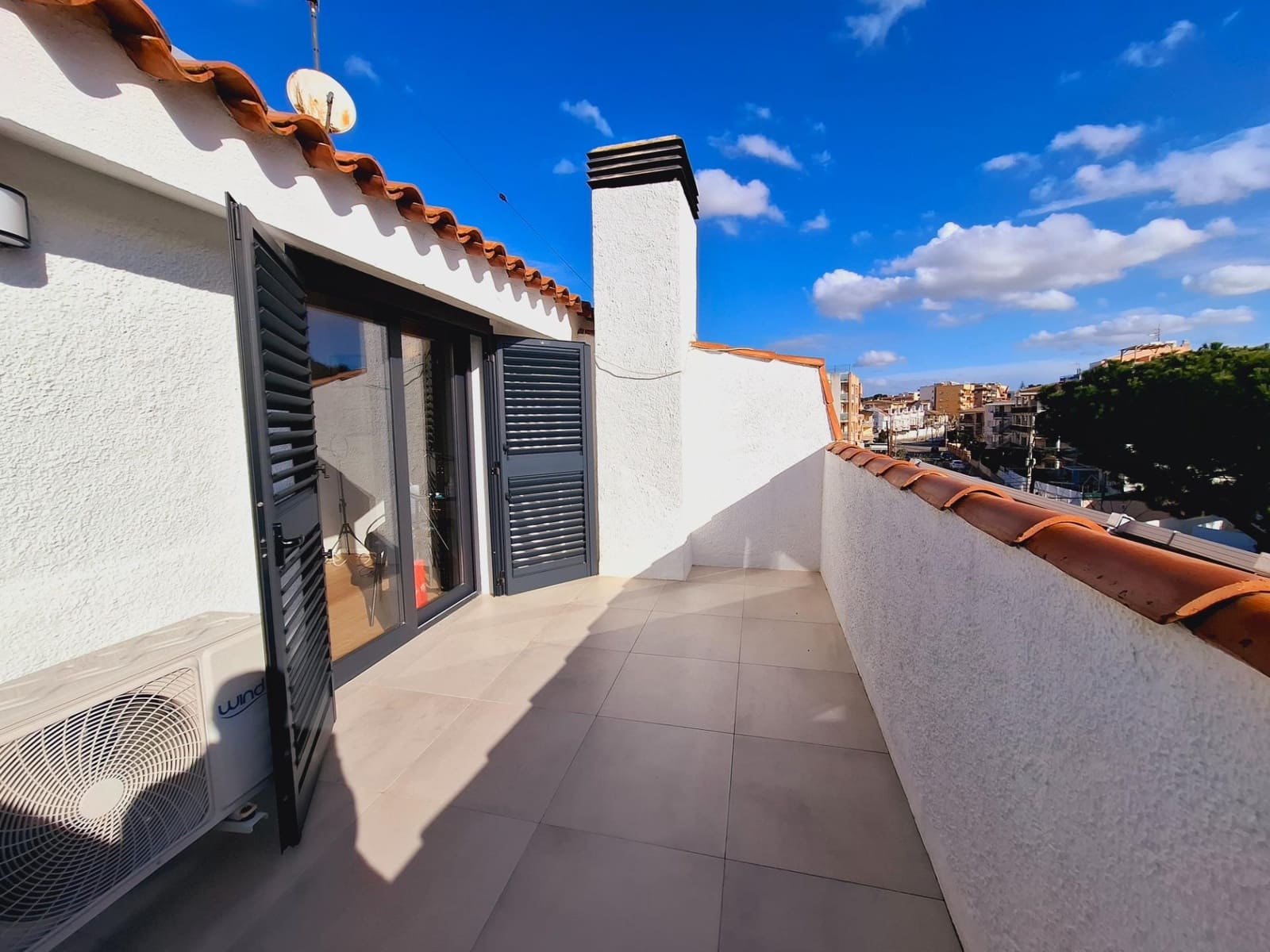 5 soverom Rekkehus til salgs i Cunit - € 442 500 (Ref: 9151905)