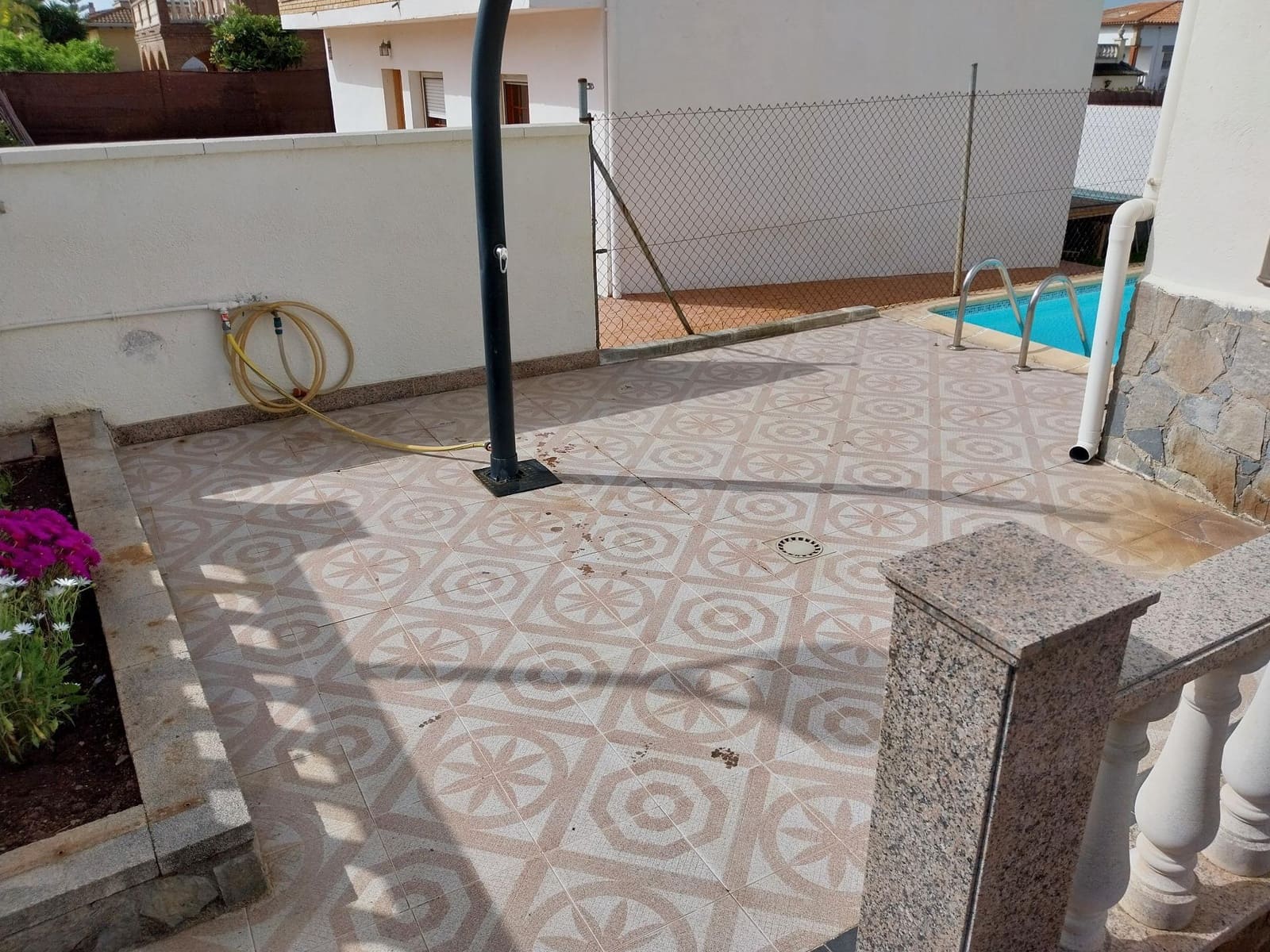 3 soveværelse Rækkehus til salg i El Vendrell med swimmingpool garage - € 225.000 (Ref: 9151930)