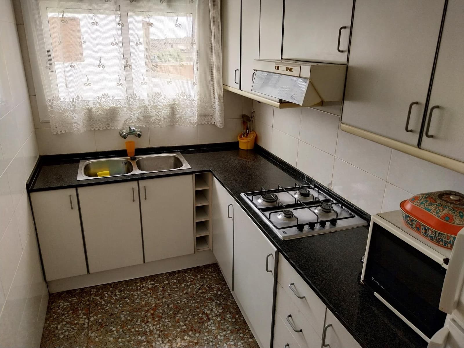 3 soveværelse Rækkehus til salg i El Vendrell med swimmingpool garage - € 225.000 (Ref: 9151930)