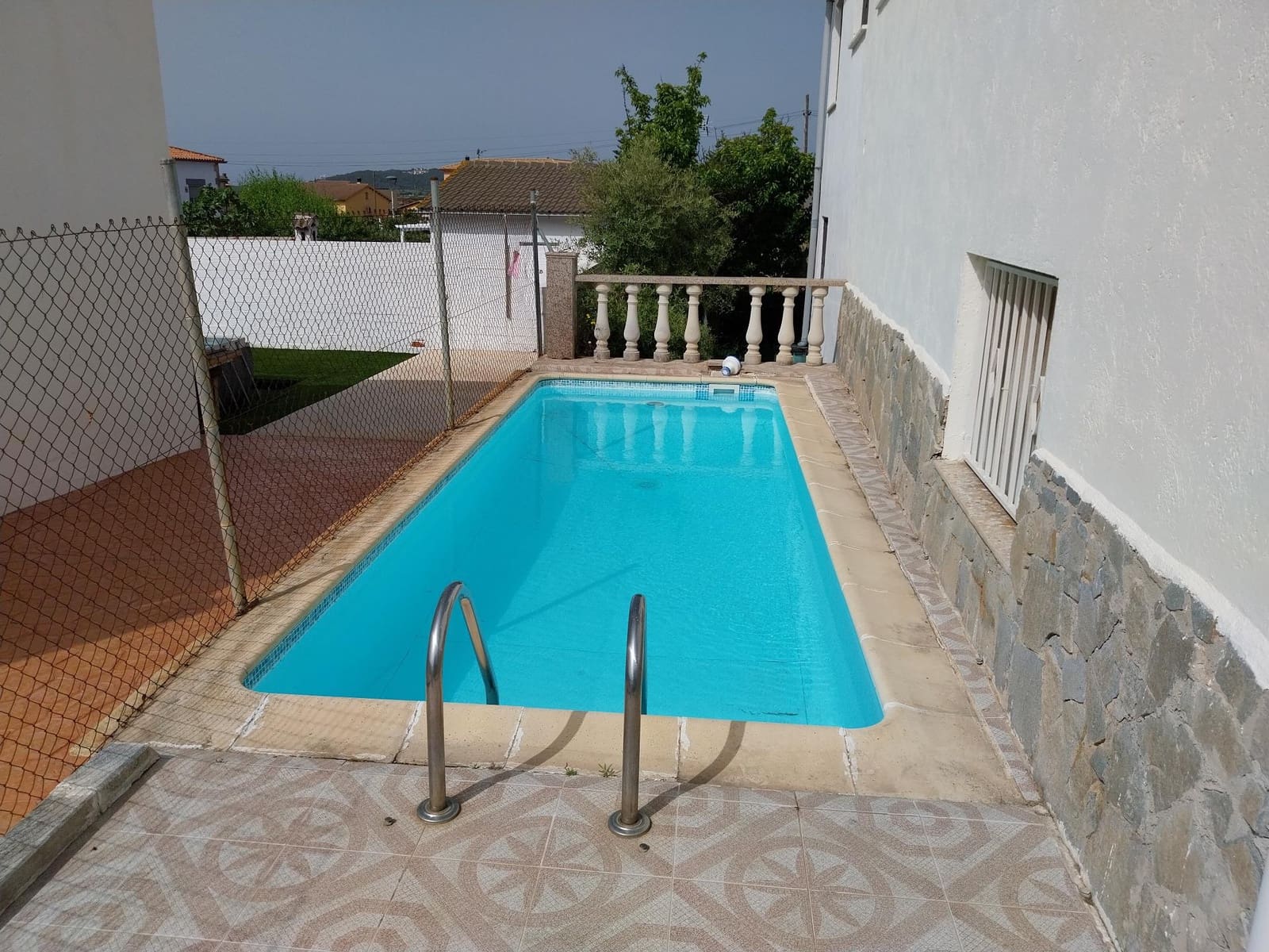 3 soveværelse Rækkehus til salg i El Vendrell med swimmingpool garage - € 225.000 (Ref: 9151930)