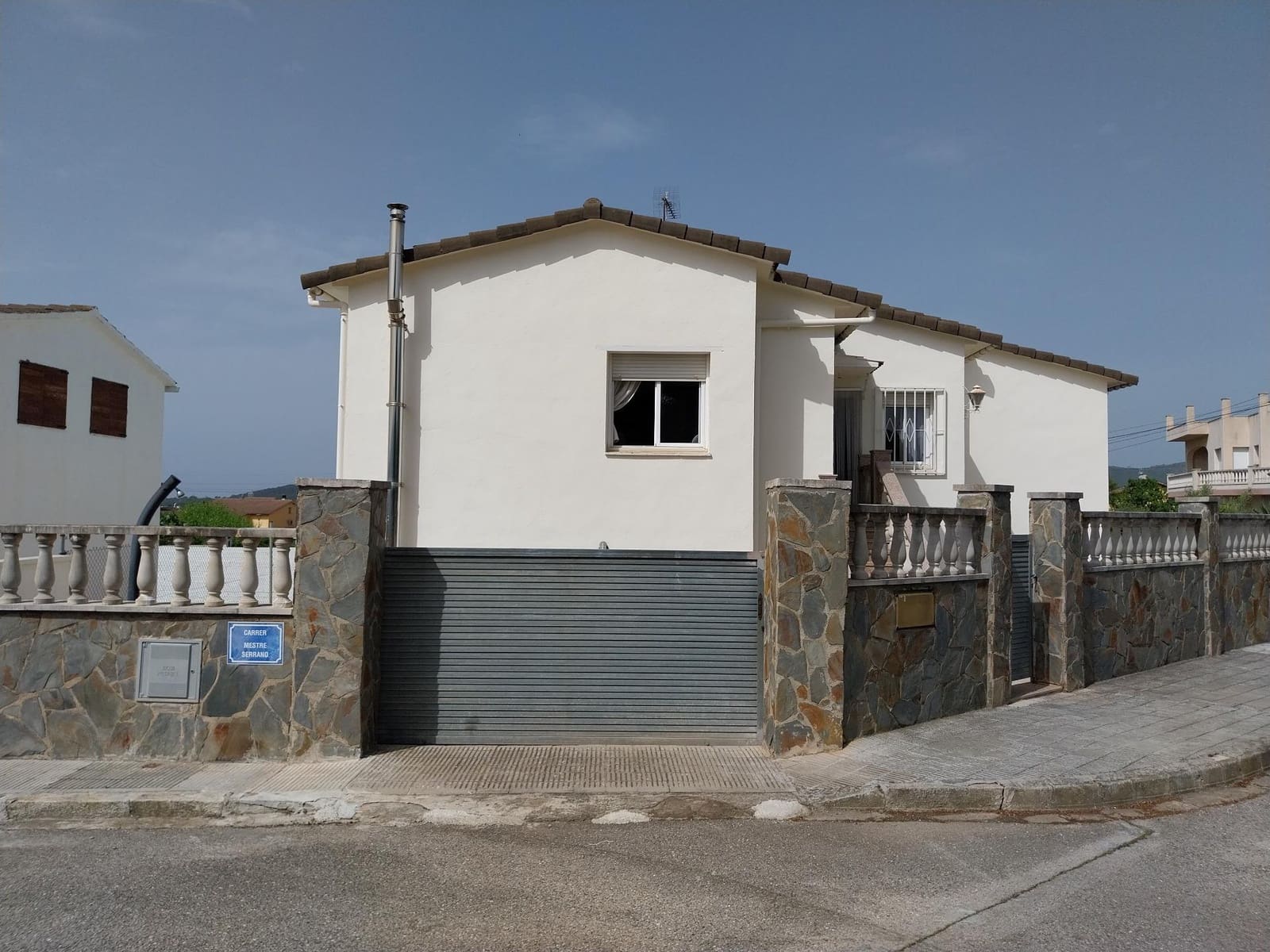 3 soveværelse Rækkehus til salg i El Vendrell med swimmingpool garage - € 225.000 (Ref: 9151930)