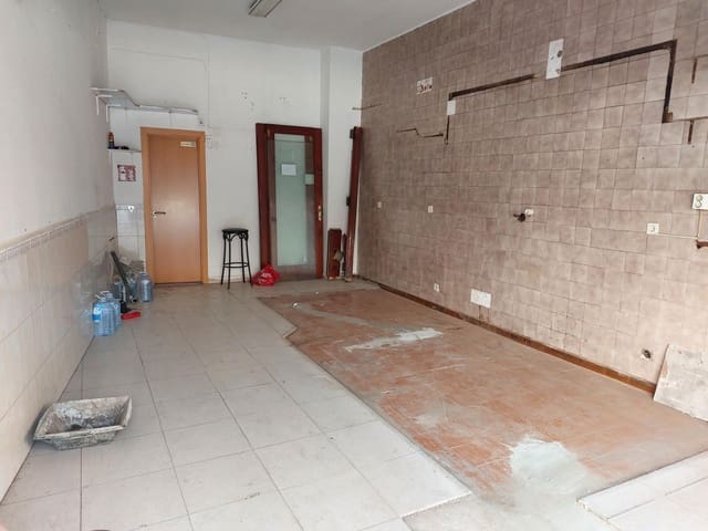 Local Commercial à vendre à El Vendrell - 45 000 € (Ref: 9151933)
