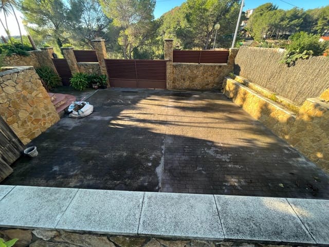 Building Plot for sale in Castellet i la Gornal - € 114,000 (Ref: 9151944)