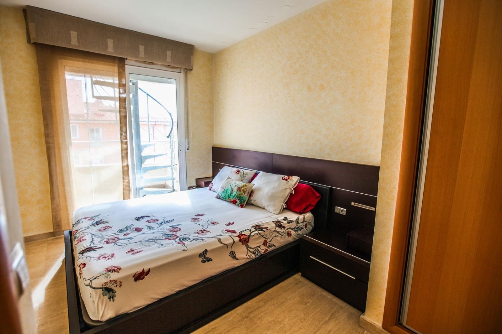 3 soveværelse Penthouse til salg i Calafell med swimmingpool - € 369.000 (Ref: 9151958)