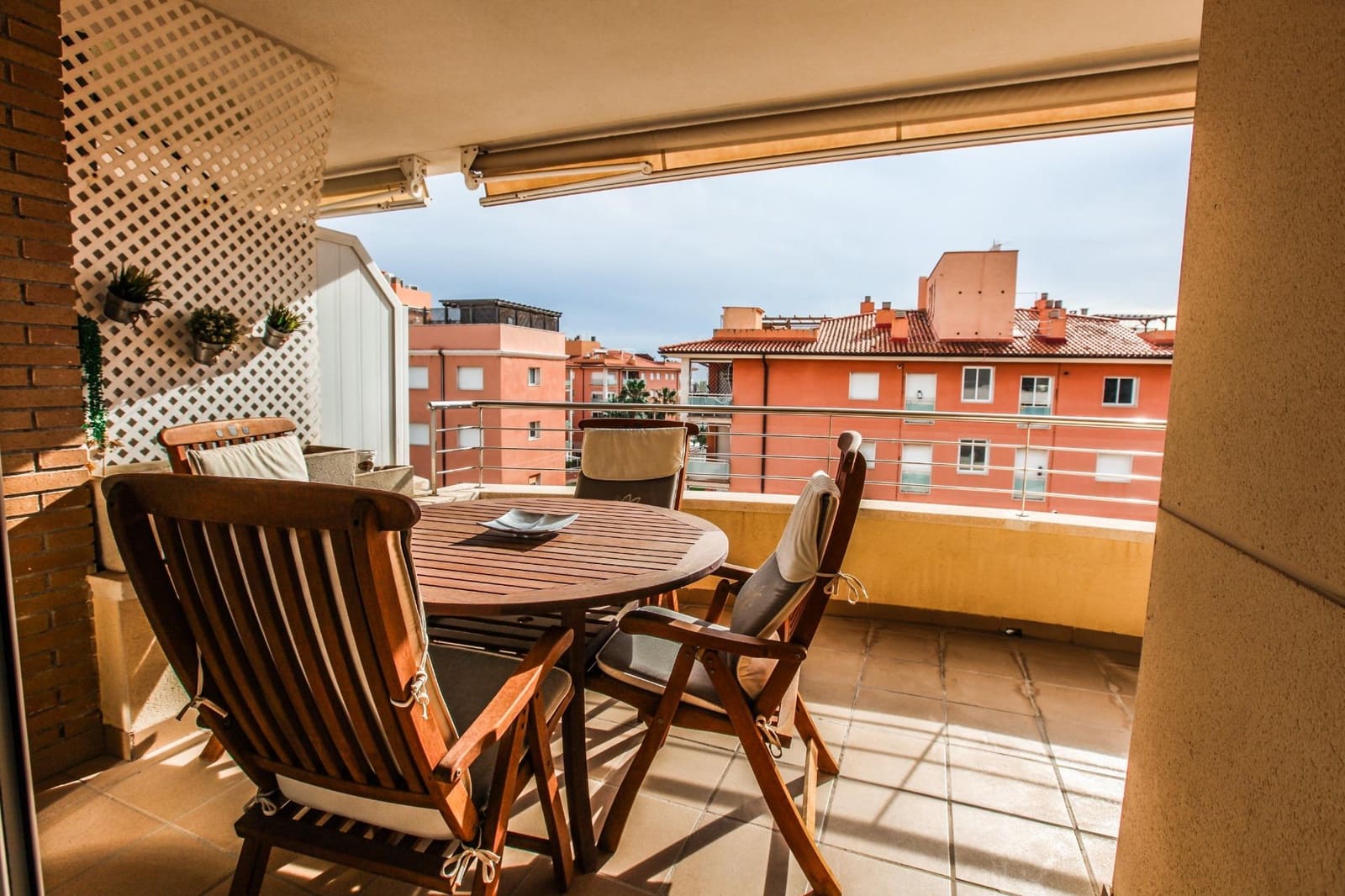 3 soveværelse Penthouse til salg i Calafell med swimmingpool - € 369.000 (Ref: 9151958)