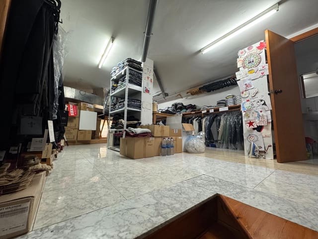 Kommersiell til salgs i El Vendrell - € 120 000 (Ref: 9151961)