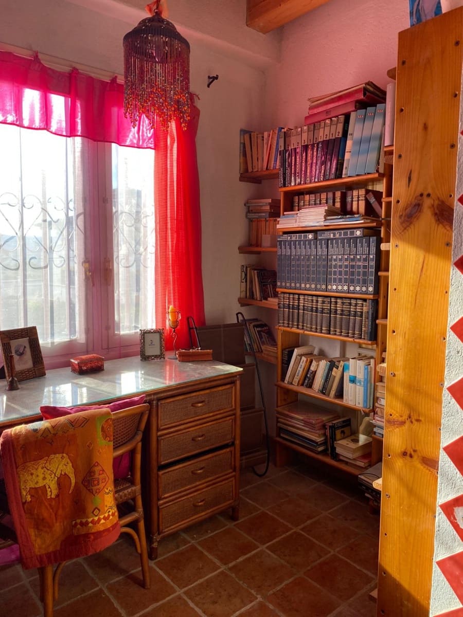 4 sypialnia Willa na sprzedaż w Bellvei - 240 000 € (Ref: 9151966)