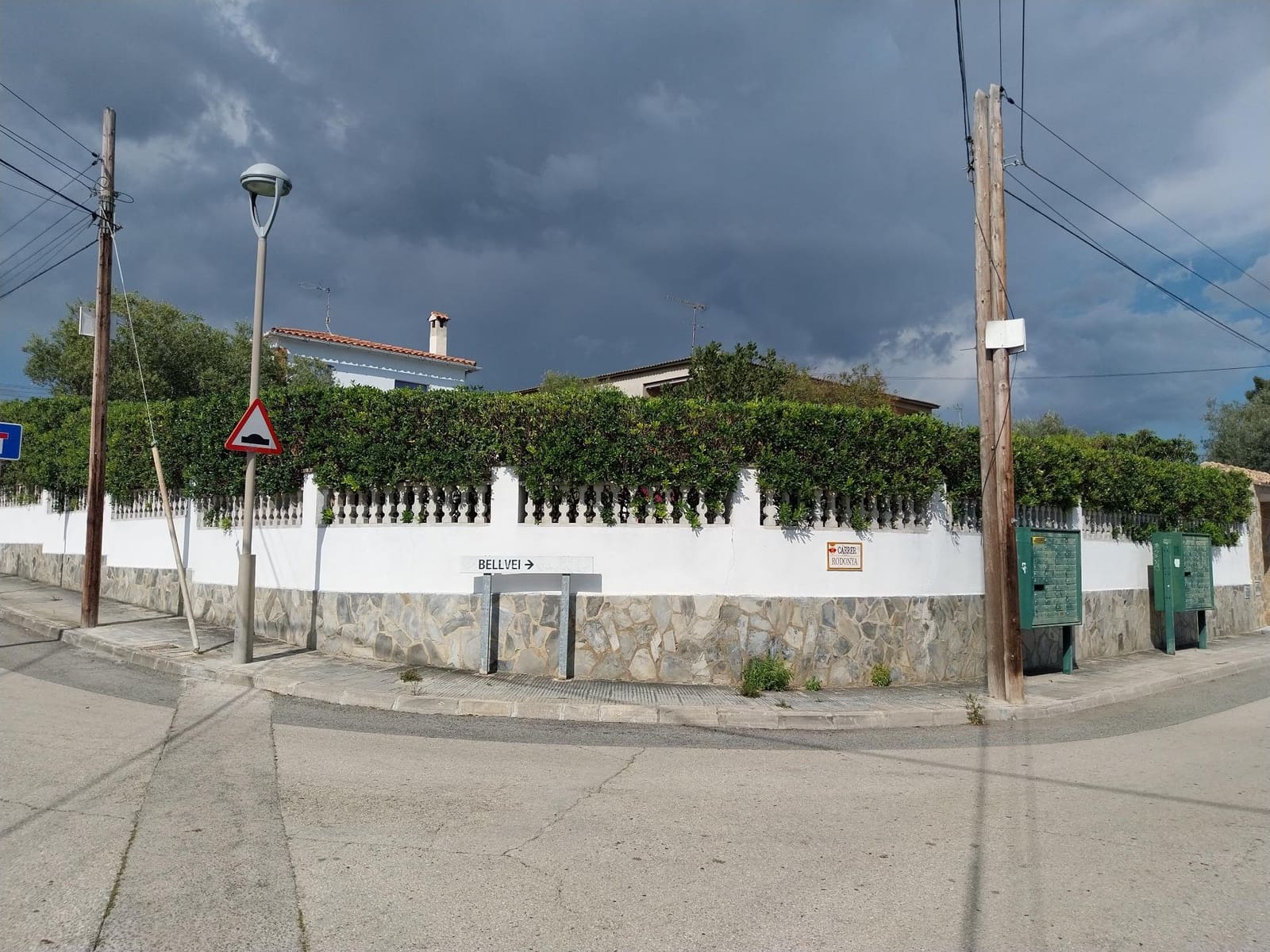 4 sypialnia Willa na sprzedaż w Bellvei - 240 000 € (Ref: 9151966)