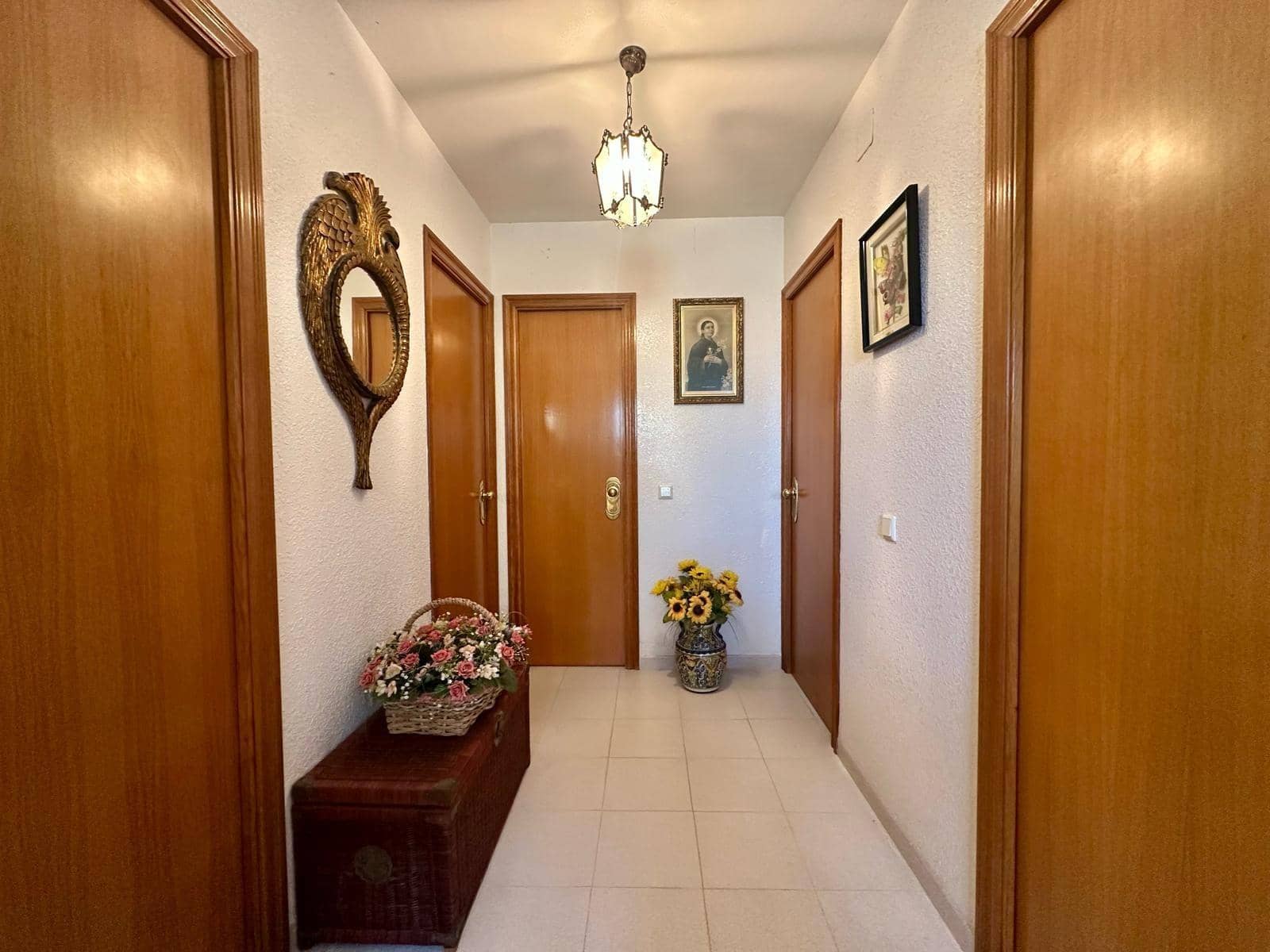 4 soveværelse Villa til salg i El Vendrell med swimmingpool - € 369.000 (Ref: 9151968)