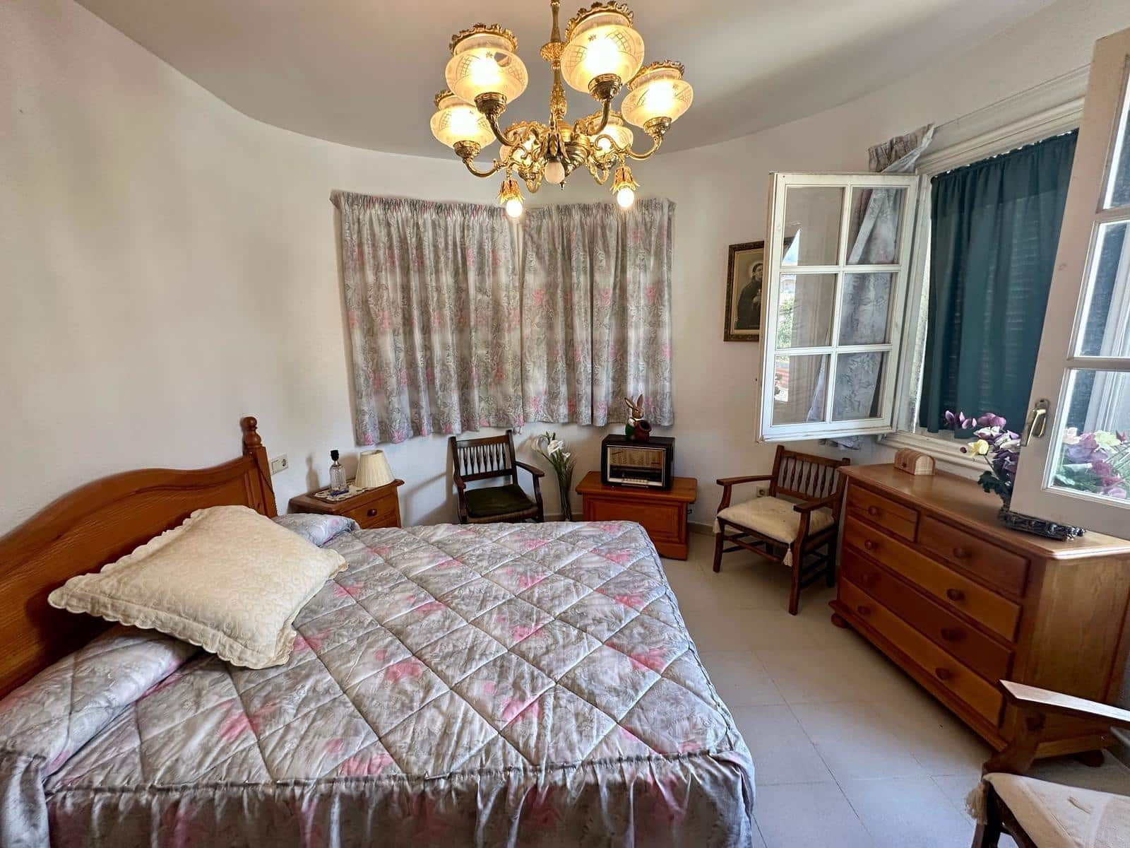 4 soveværelse Villa til salg i El Vendrell med swimmingpool - € 369.000 (Ref: 9151968)