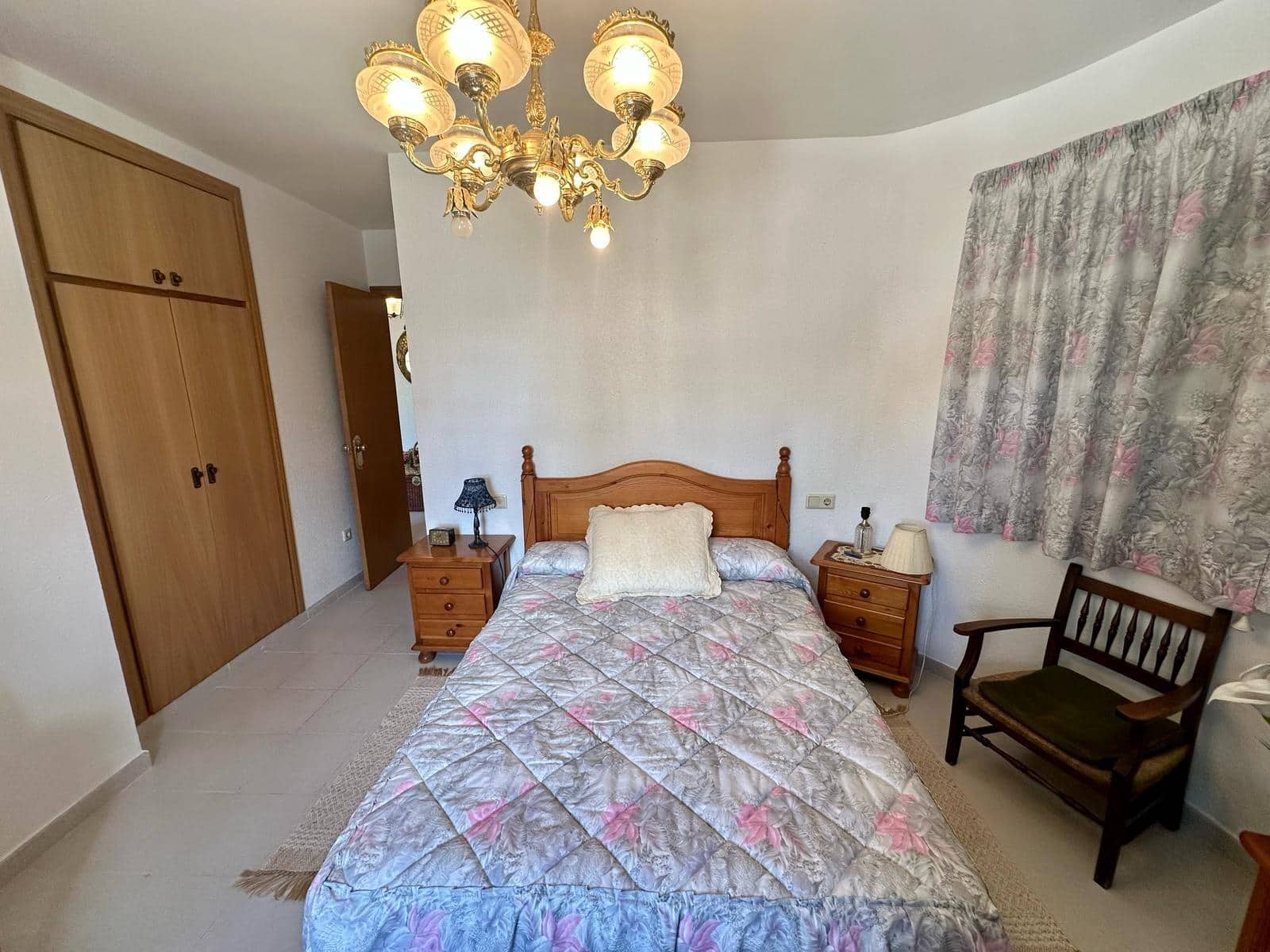 4 soveværelse Villa til salg i El Vendrell med swimmingpool - € 369.000 (Ref: 9151968)