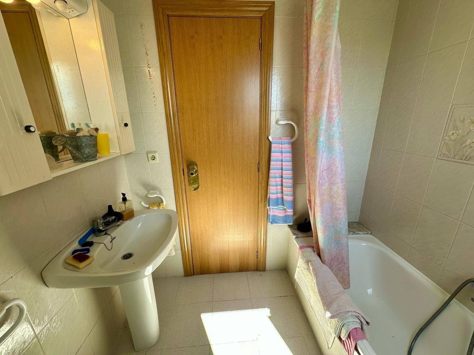 4 soveværelse Villa til salg i El Vendrell med swimmingpool - € 369.000 (Ref: 9151968)