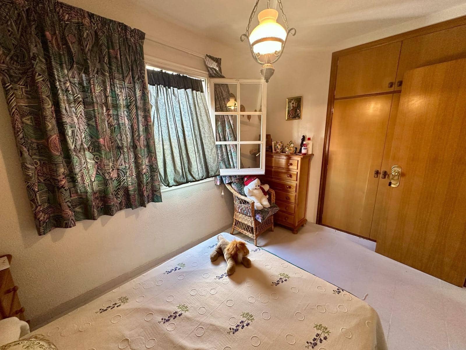 4 soveværelse Villa til salg i El Vendrell med swimmingpool - € 369.000 (Ref: 9151968)