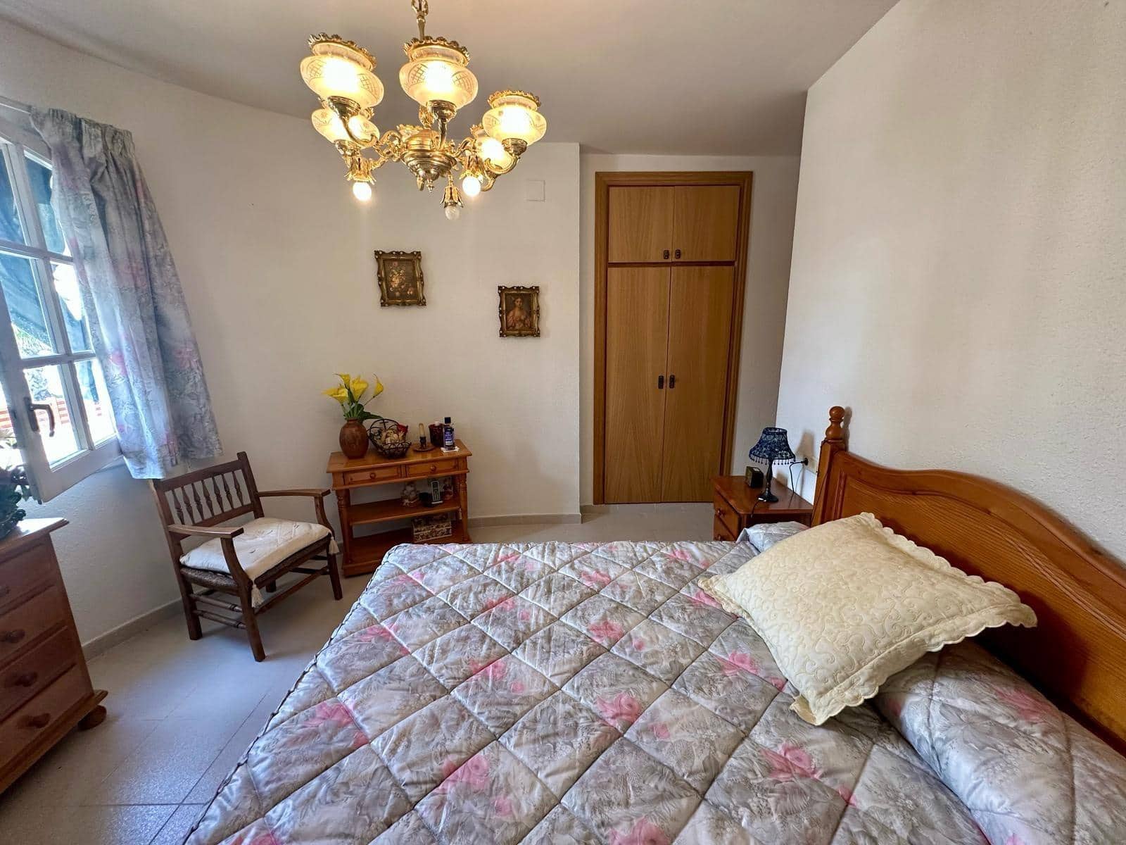 4 soveværelse Villa til salg i El Vendrell med swimmingpool - € 369.000 (Ref: 9151968)