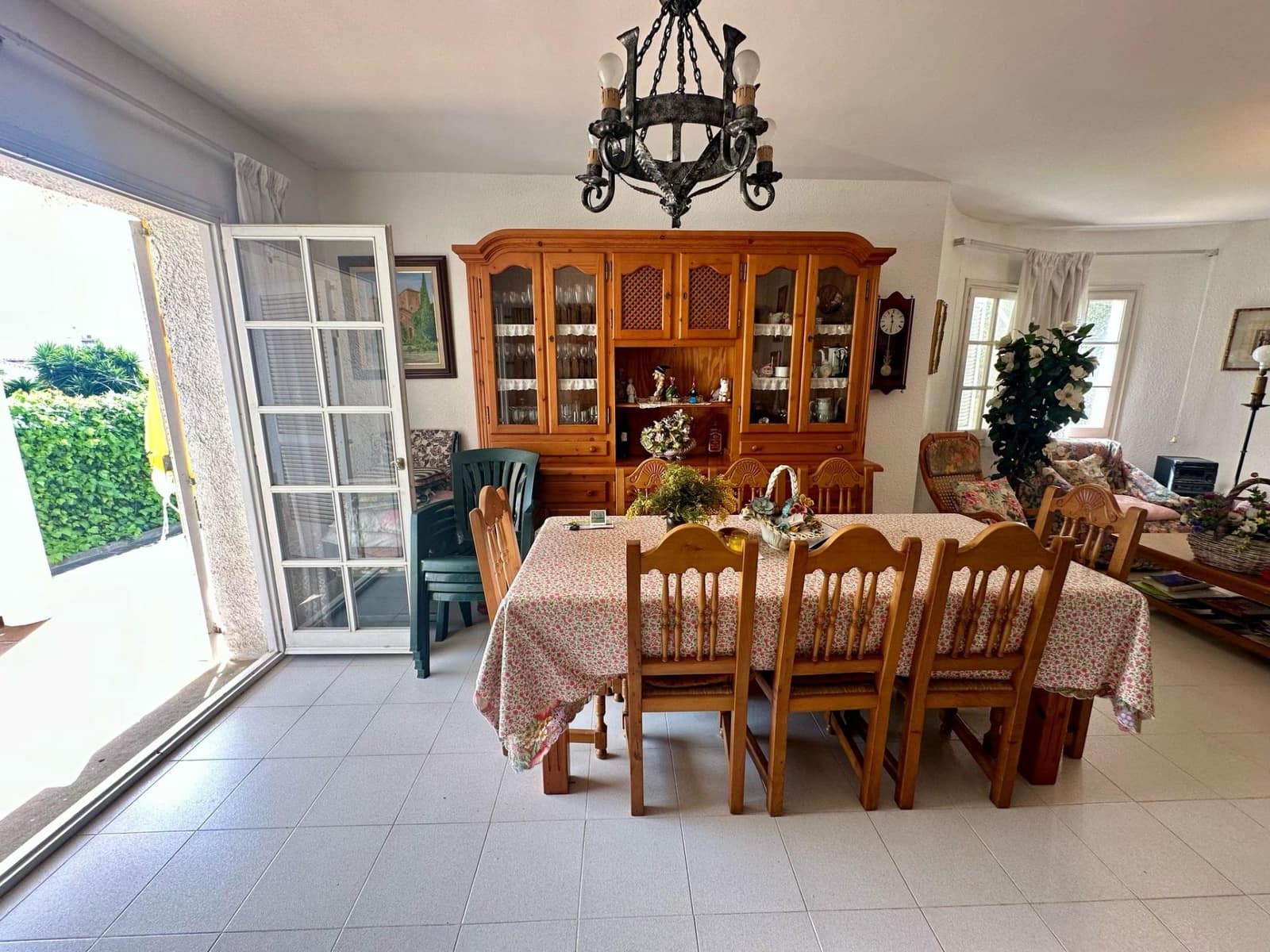 4 soveværelse Villa til salg i El Vendrell med swimmingpool - € 369.000 (Ref: 9151968)